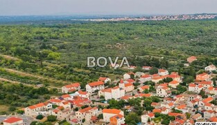 Zemlji&scaron;te 1306 m2 &ndash; Diklo *Zona za razvoj* (ID-2342)