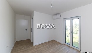 Apartman 130 m2 &ndash; Zadar *POGLED MORE* (ID-2561/E)